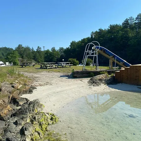 Seaside In With Balcony Дом отдыха Тведестранн