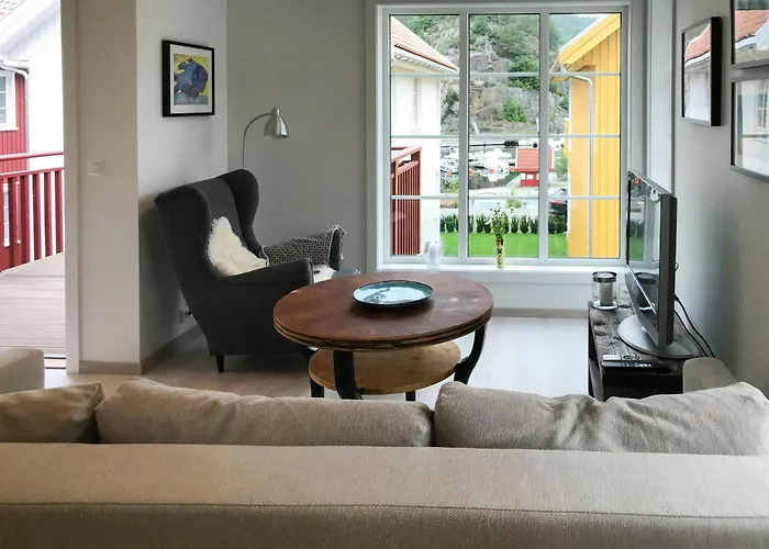 Tatil Evi Seaside In With Balcony Tvedestrand